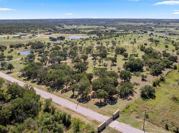 1050 Buffalo Ridge Drive, Stephenville, TX 76401