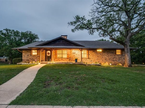 1015 S Lang Avenue, Denison, TX 75020