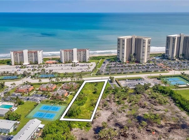 9461 S Ocean Drive, Jensen Beach, FL 34957