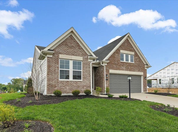 10 Annie Grove Lane, Springboro, OH 45066