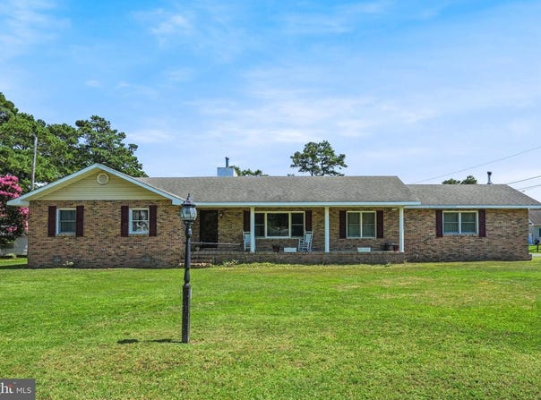 5324 DEEP HOLE RD, CHINCOTEAGUE ISLAND, VA 23336