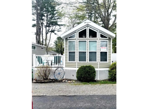 2073 Post Road, Wells, ME 04090