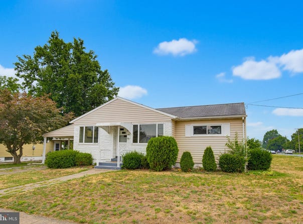 521 N 9TH Avenue, LEBANON, PA 17046