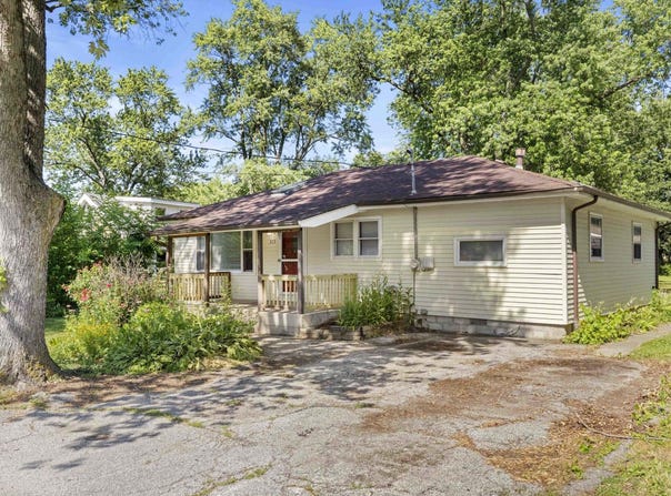 3113 Oakwood Street, Portage, IN 46368