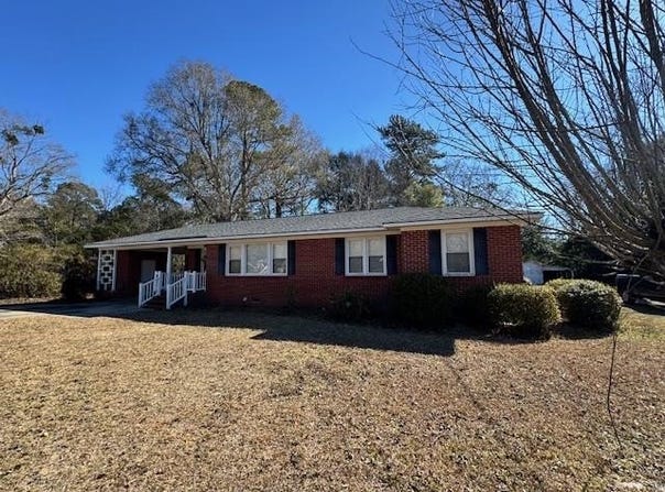 408 Toccoa Drive, Manning, SC 29102