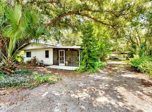 1711 Linwood Avenue, Alva, FL 33920
