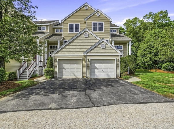 9 Robert Cir, Grafton, MA 01536