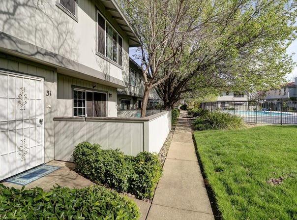 200 Ridgetop Drive, Redding, CA 96003