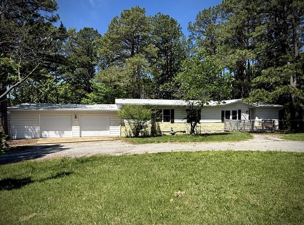 8639 Highway E, Houston, MO 65483
