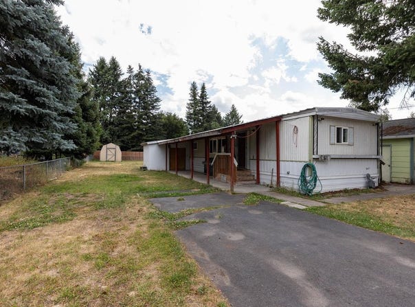 518 E 2nd Ave, Deer Park, WA 99006