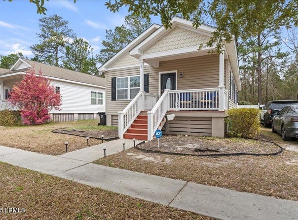 27 Okatie Park Circle E, Ridgeland, SC 29936