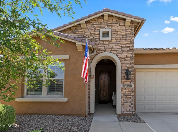 61318 E Shale Road, Oracle, AZ 85623