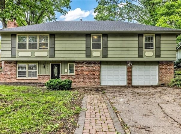 7321 Hardy Avenue, Raytown, MO 64133