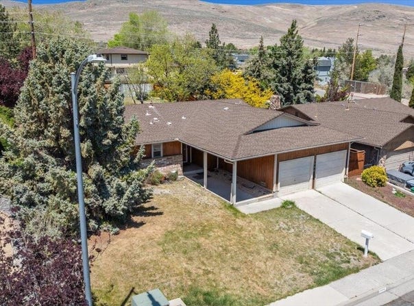 3996 Buckingham Square, Reno, NV 89503