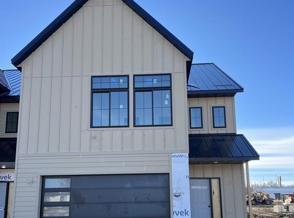 15 E Duke St., Vermillion, SD 57069