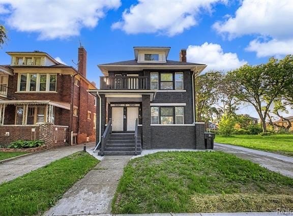 5060 S Clarendon Street, Detroit, MI 48204