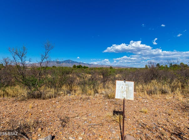 Circulo Bautista Road, Tubac, AZ 85646