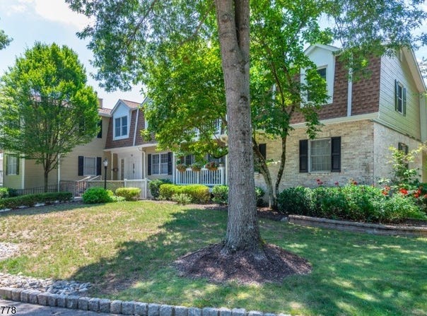 14b Heritage Dr, Chatham Twp., NJ 07928-2966