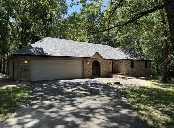 17664 W County Line Road, Billings, MO 65610