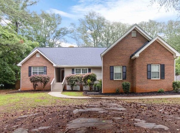 210 Riveredge Way, Mcdonough, GA 30252