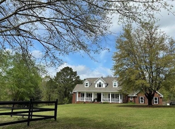 80 Mardis Sawmill Rd., Sumrall, MS 39482