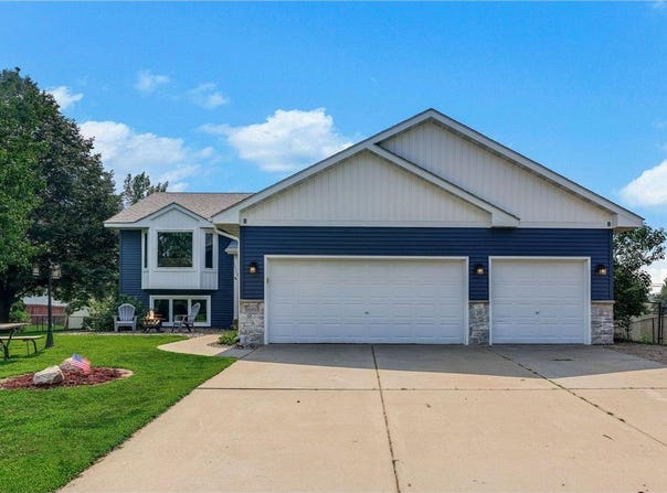 16953 Simpkins Circle SW, Prior Lake, MN 55372