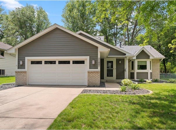 11807 Georgia Avenue N, Champlin, MN 55316