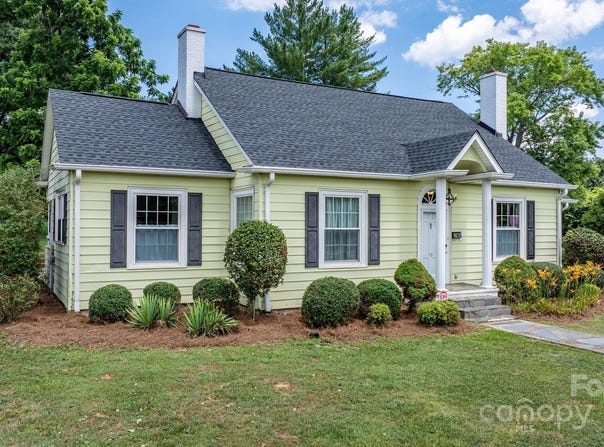 98 S Main Street, Granite Falls, NC 28630