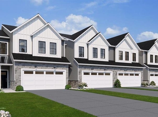 323 Maple Street, Pardeeville, WI 53954