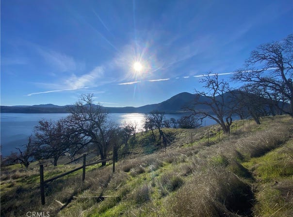 10697 Crestview Drive, Clearlake, CA 95422