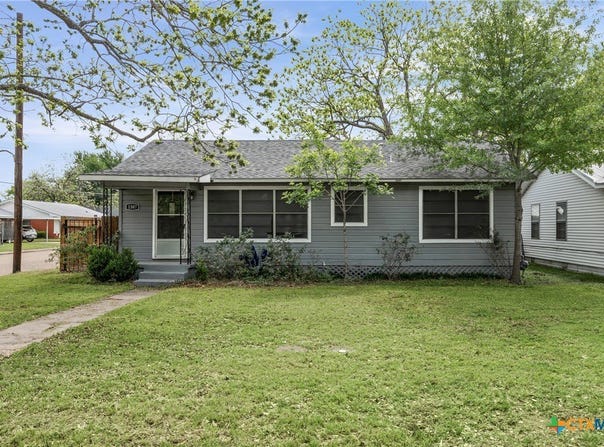 1507 N Cleveland Avenue, Cameron, TX 76520
