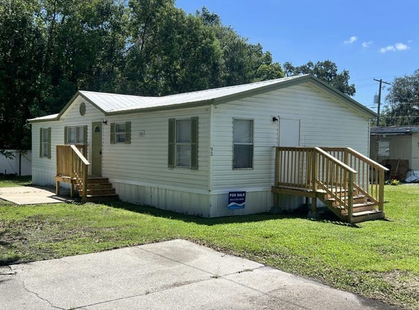 93 Tower Manor Cir E, Auburndale, FL 33823