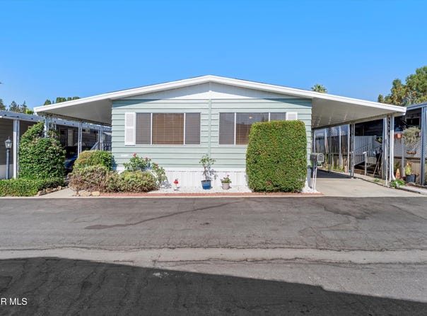 10819 Langdon Avenue, Mission Hills, CA 91345