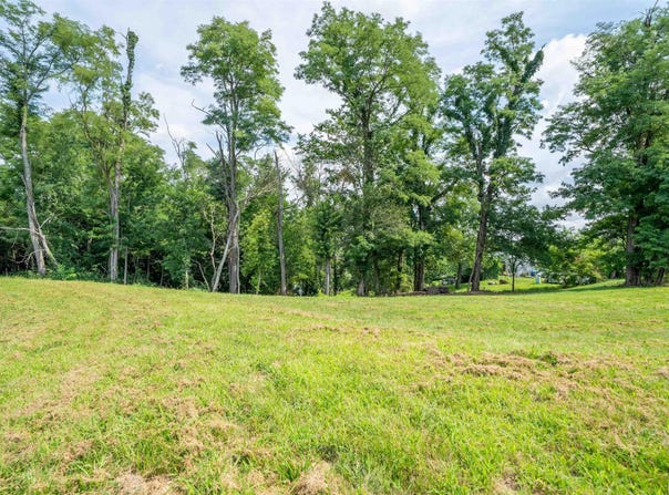 COUNTRY VIEW Drive, Peoria, IL 61604