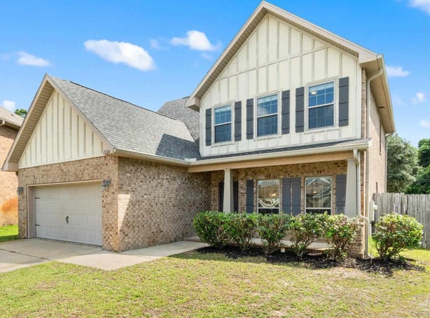1824 Lindsey Magnolia Ct, Navarre, FL 32566