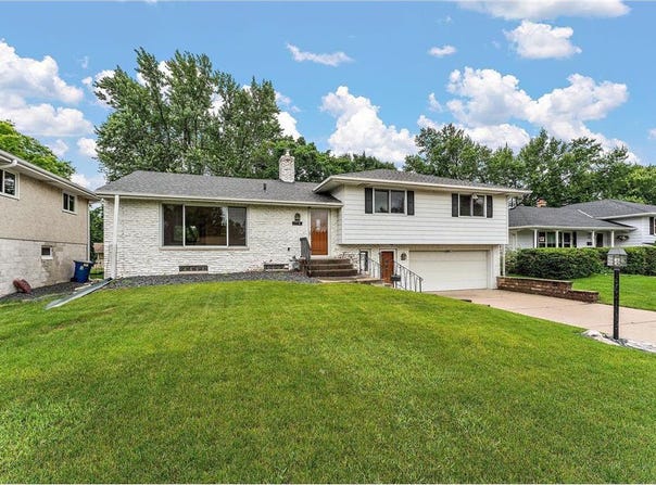 354 Edith Drive, West Saint Paul, MN 55118