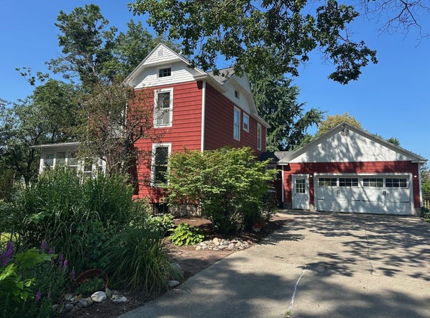 804 N 4th Avenue, Winterset, IA 50273