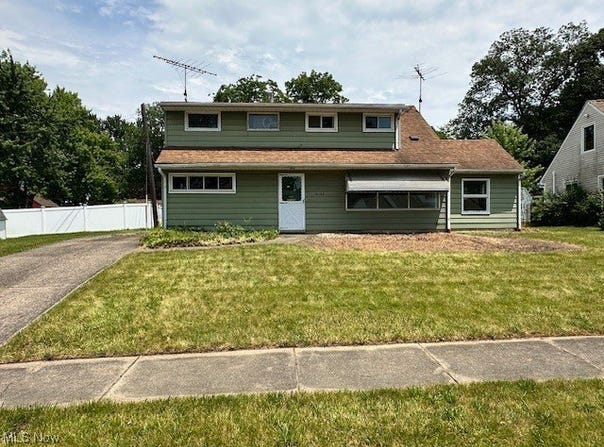 3154 Prior Drive, Cuyahoga Falls, OH 44223
