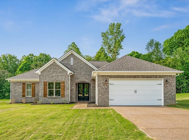 297 MCLAUGHLIN Rd, Munford, TN 38058