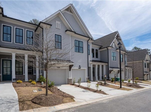 4916 Sudbrook Way, Peachtree Corners, GA 30092