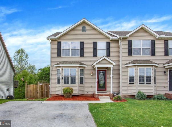 31 HEMLOCK Drive, HANOVER, PA 17331