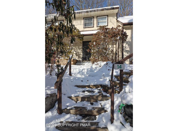 14 Villas Road, Mount Pocono, PA 18344