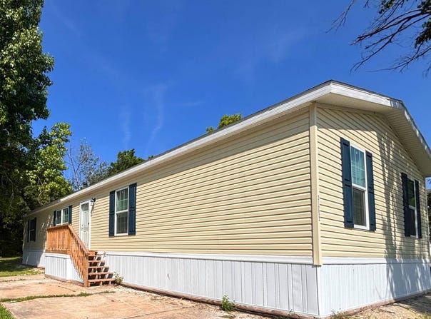 21252 Walnut Ct., Warrenton, MO 63383