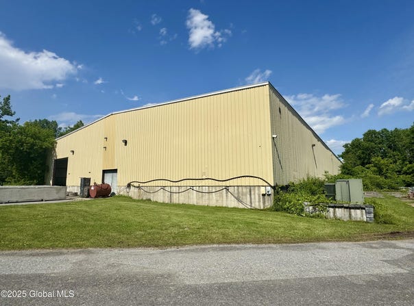 284 Towpath Lane, Fort Edward, NY 12828