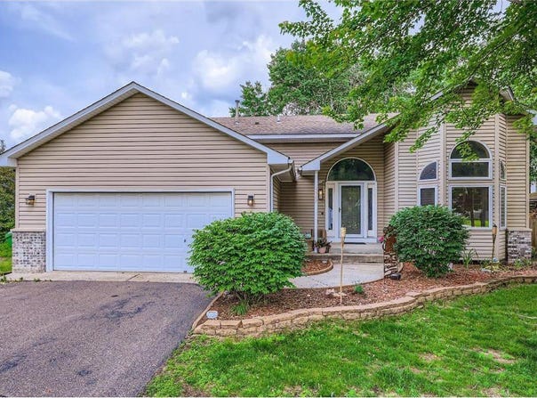 13367 Martin Street NW, Andover, MN 55304