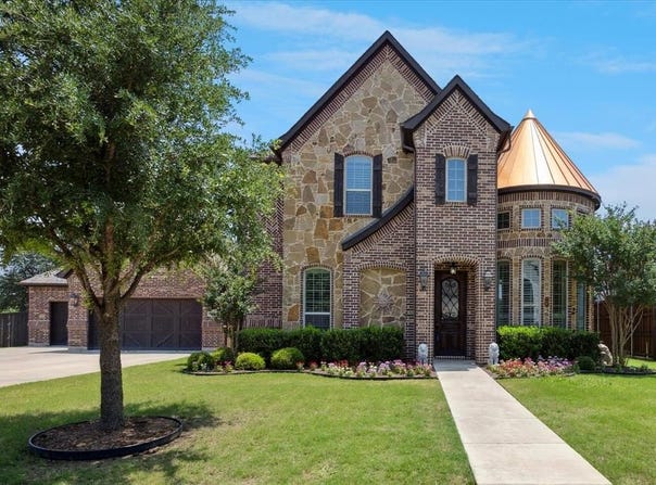 2512 Glen Vista Court, Flower Mound, TX 75028