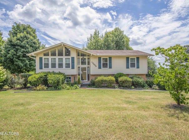 12004 Midhurst Drive, Knoxville, TN 37934