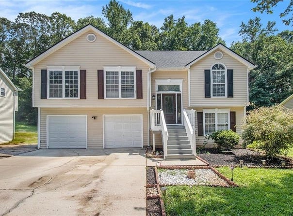 3193 MEDINA Drive, Jonesboro, GA 30236