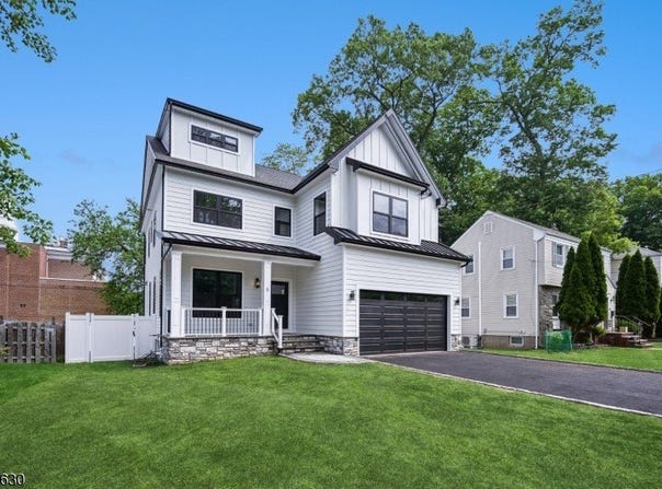 5 Briar Cliff Rd, Livingston Twp., NJ 07039-2220