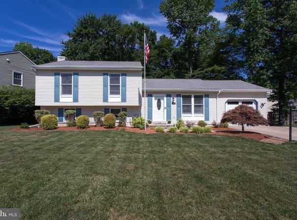 6875 KANGAROO DR, WALDORF, MD 20603